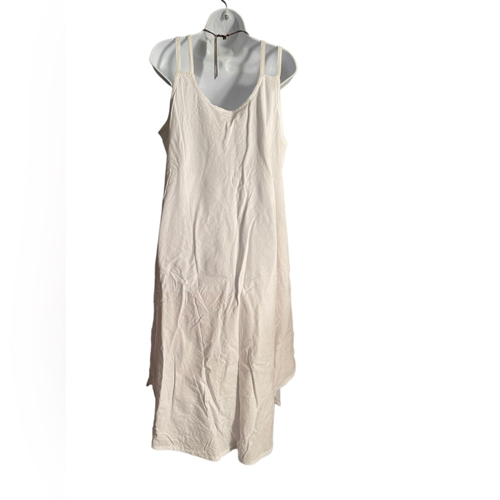 WHiTE SIMPLE COMFORTABLE DRESS.   BL/RD 13.  12603 - Picture 3 of 7